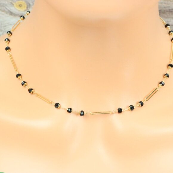 "Minimalist Necklace – Timeless, Elegant Jewelry for Her, MAR091474 - Picture 9 of 10